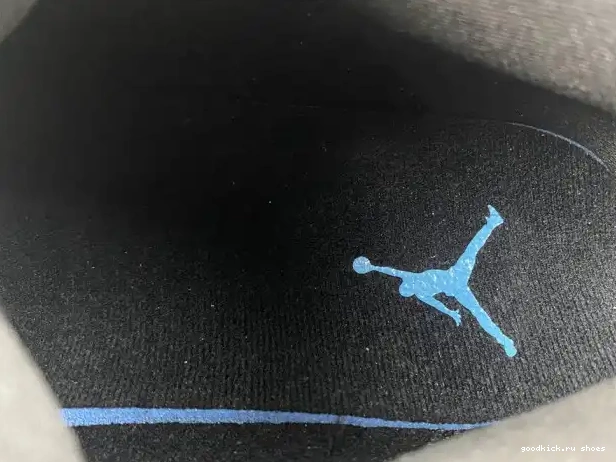 Jordan Blue 13 Air DJ5982-041 University 0323